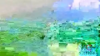 فتاة نحيلة تتعرض مؤخرتها للتمزق بواسطة قضيب أسود كبير