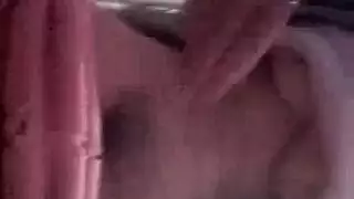 فرج عربي مراهق طازج يتم ضربه بعمق في وضعية الكلب