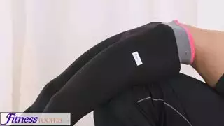 نيك نشعل شهوته وينيكها بقوى نااار