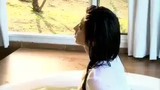 جنس المزرعة: حمار وفتاة مستعدة