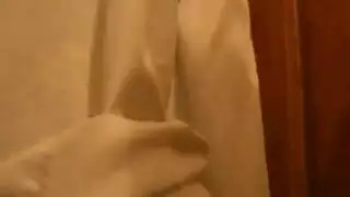 شريط جنسي برازيلي إكس إكس إكس: زوجة جميلة تُمارس الجنس بعنف