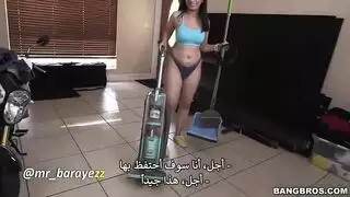 نادية الخادمة تخدم رئيسها بجنس فموي وأكثر