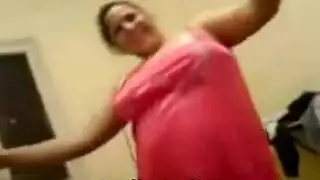 مصرية ابوس عشيقا