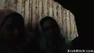 سكس عربي عراقي نار و نيك طالبتين محجبتين من مدرس نياك نسوانجي