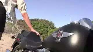 أوضة جماعية لطلاب: حركة قضيب مراهقين خام