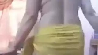 فتيات مثيرة تؤدين رقص حضني عاري