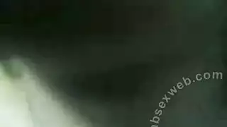 بث مباشر إباحي عربي: فتاة ممتلئة الجسم تكشف عن جسدها الشهي