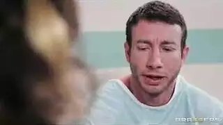 ممرضات إكس إكس إكس تمارس الجنس بقوة في دورة مياه المستشفى