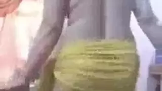 خيال إباحي عربي: تعري من الحمالة والكلوت حتى النشوة