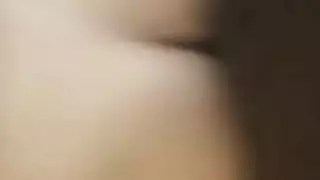 فتاة مسيطرة تستغل أم سمراء مطيعة في مضاجعة إباحية قاسية