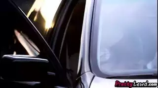 فالنتينا نابي في علاقة جنسية جماعية مع أصدقائها الجامحين